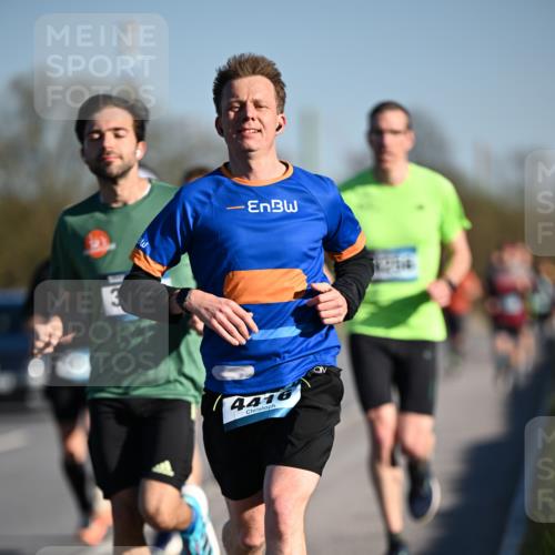 06.04.2025 - 44. Internationalen Wilhelmsburger Insellauf Dr. Thomas Lammeyer http://msf.ph/oto/7550186 06.04.2025 09:21:12 Laufen 4416 meine-sportfotos.de