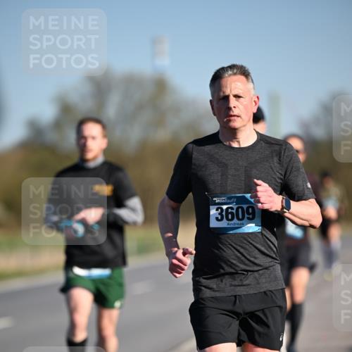 06.04.2025 - 44. Internationalen Wilhelmsburger Insellauf Dr. Thomas Lammeyer http://msf.ph/oto/7550265 06.04.2025 09:21:28 Laufen 3609 meine-sportfotos.de