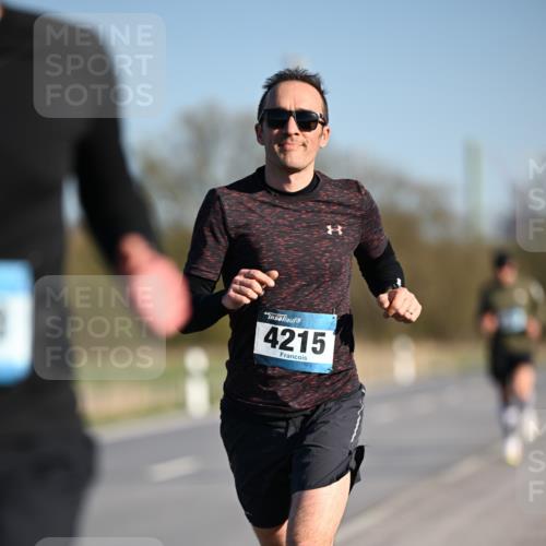 06.04.2025 - 44. Internationalen Wilhelmsburger Insellauf Dr. Thomas Lammeyer http://msf.ph/oto/7550275 06.04.2025 09:21:31 Laufen 4215 meine-sportfotos.de