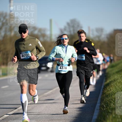 06.04.2025 - 44. Internationalen Wilhelmsburger Insellauf Dr. Thomas Lammeyer http://msf.ph/oto/7550286 06.04.2025 09:21:36 Laufen 4059, 4378, 3294 meine-sportfotos.de
