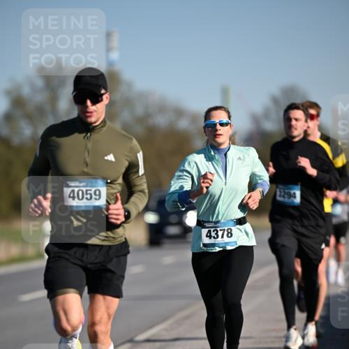 06.04.2025 - 44. Internationalen Wilhelmsburger Insellauf Dr. Thomas Lammeyer http://msf.ph/oto/7550295 06.04.2025 09:21:37 Laufen 4059, 4378, 3294 meine-sportfotos.de