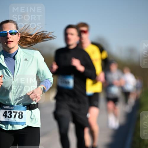 06.04.2025 - 44. Internationalen Wilhelmsburger Insellauf Dr. Thomas Lammeyer http://msf.ph/oto/7550303 06.04.2025 09:21:39 Laufen 4378 meine-sportfotos.de