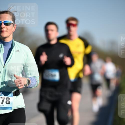06.04.2025 - 44. Internationalen Wilhelmsburger Insellauf Dr. Thomas Lammeyer http://msf.ph/oto/7550305 06.04.2025 09:21:39 Laufen 78 meine-sportfotos.de