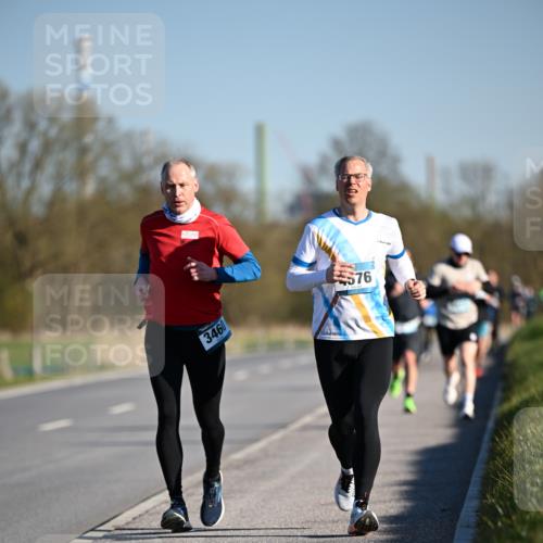 06.04.2025 - 44. Internationalen Wilhelmsburger Insellauf Dr. Thomas Lammeyer http://msf.ph/oto/7550325 06.04.2025 09:21:48 Laufen 3460, 576 meine-sportfotos.de