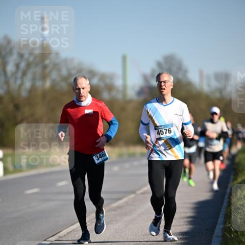 06.04.2025 - 44. Internationalen Wilhelmsburger Insellauf Dr. Thomas Lammeyer http://msf.ph/oto/7550326 06.04.2025 09:21:48 Laufen 3460, 4576 meine-sportfotos.de