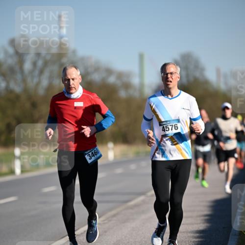 06.04.2025 - 44. Internationalen Wilhelmsburger Insellauf Dr. Thomas Lammeyer http://msf.ph/oto/7550331 06.04.2025 09:21:48 Laufen 3460, 4576 meine-sportfotos.de