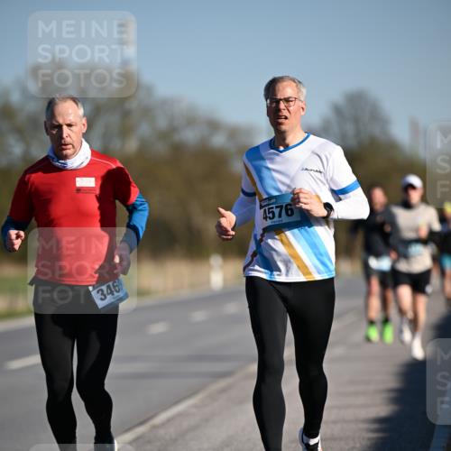 06.04.2025 - 44. Internationalen Wilhelmsburger Insellauf Dr. Thomas Lammeyer http://msf.ph/oto/7550337 06.04.2025 09:21:49 Laufen 3460, 4576 meine-sportfotos.de