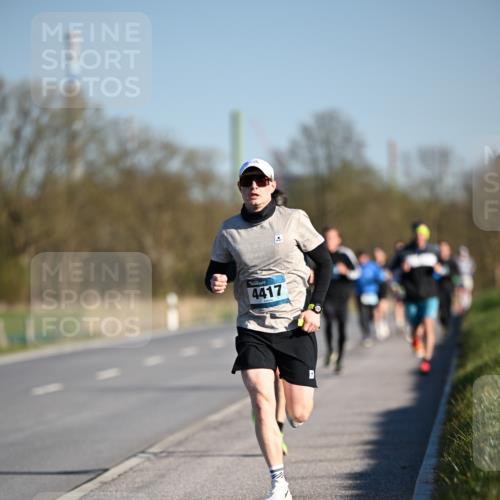 06.04.2025 - 44. Internationalen Wilhelmsburger Insellauf Dr. Thomas Lammeyer http://msf.ph/oto/7550350 06.04.2025 09:21:53 Laufen 4417 meine-sportfotos.de