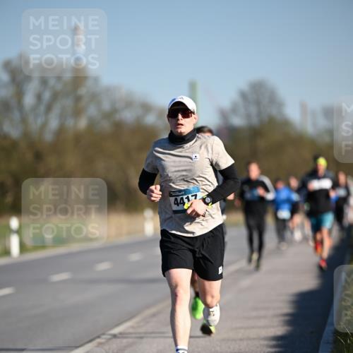 06.04.2025 - 44. Internationalen Wilhelmsburger Insellauf Dr. Thomas Lammeyer http://msf.ph/oto/7550355 06.04.2025 09:21:54 Laufen  meine-sportfotos.de