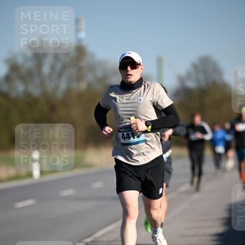 06.04.2025 - 44. Internationalen Wilhelmsburger Insellauf Dr. Thomas Lammeyer http://msf.ph/oto/7550360 06.04.2025 09:21:54 Laufen 441 meine-sportfotos.de