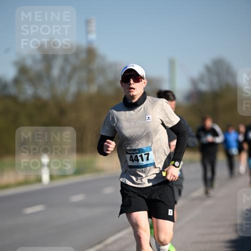 06.04.2025 - 44. Internationalen Wilhelmsburger Insellauf Dr. Thomas Lammeyer http://msf.ph/oto/7550361 06.04.2025 09:21:55 Laufen 4417 meine-sportfotos.de