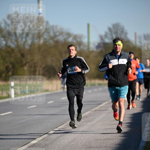 06.04.2025 - 44. Internationalen Wilhelmsburger Insellauf Dr. Thomas Lammeyer http://msf.ph/oto/7550385 06.04.2025 09:21:59 Laufen 3062 meine-sportfotos.de