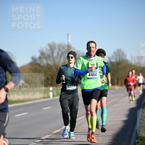 06.04.2025 - 44. Internationalen Wilhelmsburger Insellauf Dr. Thomas Lammeyer http://msf.ph/oto/7550465 06.04.2025 09:22:26 Laufen 3353, 4404 meine-sportfotos.de