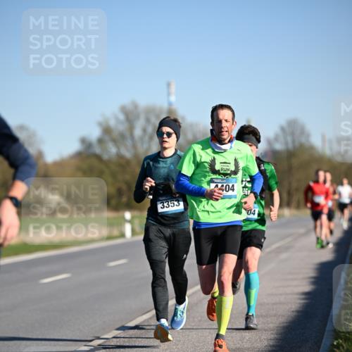 06.04.2025 - 44. Internationalen Wilhelmsburger Insellauf Dr. Thomas Lammeyer http://msf.ph/oto/7550466 06.04.2025 09:22:26 Laufen 3353, 404, 04 meine-sportfotos.de