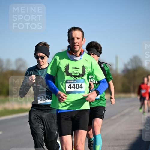 06.04.2025 - 44. Internationalen Wilhelmsburger Insellauf Dr. Thomas Lammeyer http://msf.ph/oto/7550476 06.04.2025 09:22:27 Laufen 3353, 4404 meine-sportfotos.de