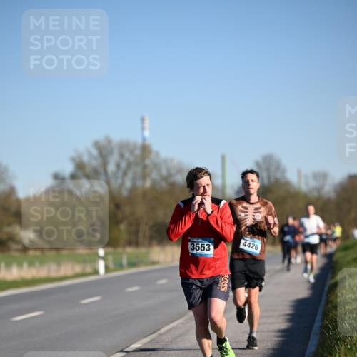06.04.2025 - 44. Internationalen Wilhelmsburger Insellauf Dr. Thomas Lammeyer http://msf.ph/oto/7550480 06.04.2025 09:22:33 Laufen 3553, 4426 meine-sportfotos.de
