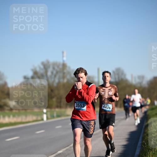 06.04.2025 - 44. Internationalen Wilhelmsburger Insellauf Dr. Thomas Lammeyer http://msf.ph/oto/7550483 06.04.2025 09:22:34 Laufen 3553, 4426 meine-sportfotos.de