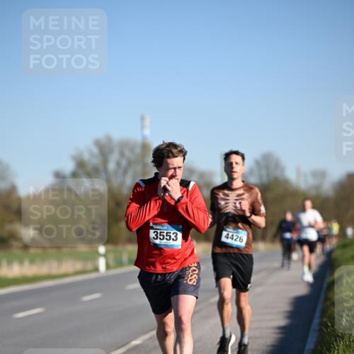 06.04.2025 - 44. Internationalen Wilhelmsburger Insellauf Dr. Thomas Lammeyer http://msf.ph/oto/7550486 06.04.2025 09:22:34 Laufen 3553, 4426 meine-sportfotos.de