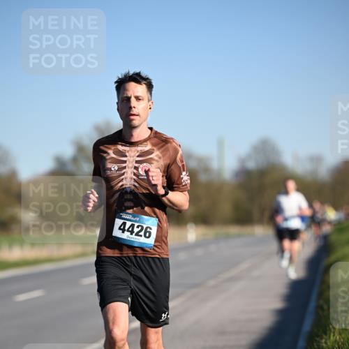 06.04.2025 - 44. Internationalen Wilhelmsburger Insellauf Dr. Thomas Lammeyer http://msf.ph/oto/7550506 06.04.2025 09:22:36 Laufen 4426 meine-sportfotos.de