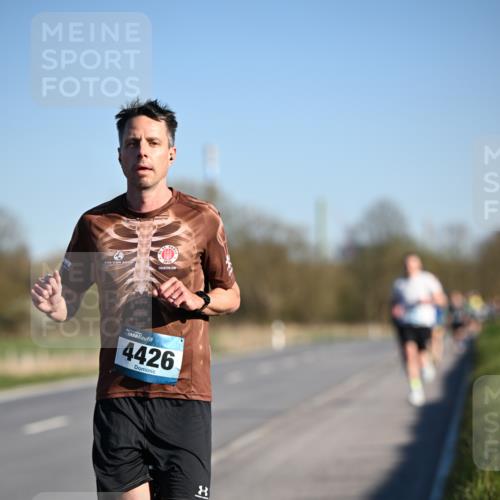 06.04.2025 - 44. Internationalen Wilhelmsburger Insellauf Dr. Thomas Lammeyer http://msf.ph/oto/7550510 06.04.2025 09:22:36 Laufen 4426 meine-sportfotos.de