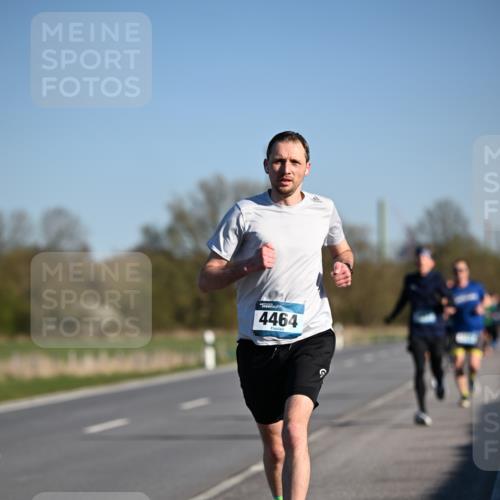 06.04.2025 - 44. Internationalen Wilhelmsburger Insellauf Dr. Thomas Lammeyer http://msf.ph/oto/7550531 06.04.2025 09:22:42 Laufen 4464 meine-sportfotos.de