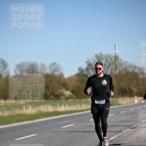 06.04.2025 - 44. Internationalen Wilhelmsburger Insellauf Dr. Thomas Lammeyer http://msf.ph/oto/7550626 06.04.2025 09:22:53 Laufen 3317 meine-sportfotos.de