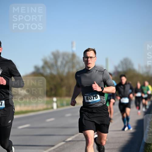 06.04.2025 - 44. Internationalen Wilhelmsburger Insellauf Dr. Thomas Lammeyer http://msf.ph/oto/7550641 06.04.2025 09:22:55 Laufen 7, 4079 meine-sportfotos.de