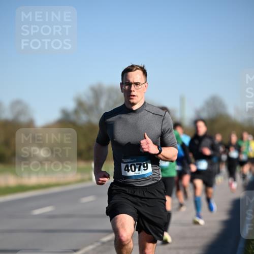 06.04.2025 - 44. Internationalen Wilhelmsburger Insellauf Dr. Thomas Lammeyer http://msf.ph/oto/7550650 06.04.2025 09:22:56 Laufen 4079 meine-sportfotos.de