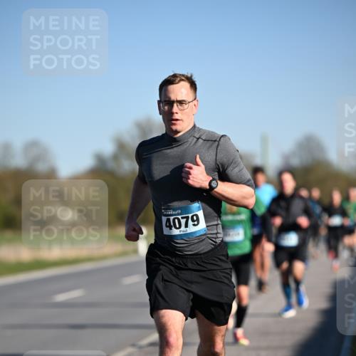 06.04.2025 - 44. Internationalen Wilhelmsburger Insellauf Dr. Thomas Lammeyer http://msf.ph/oto/7550652 06.04.2025 09:22:56 Laufen 4079 meine-sportfotos.de