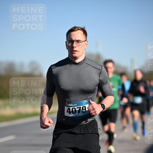06.04.2025 - 44. Internationalen Wilhelmsburger Insellauf Dr. Thomas Lammeyer http://msf.ph/oto/7550660 06.04.2025 09:22:56 Laufen 4079 meine-sportfotos.de