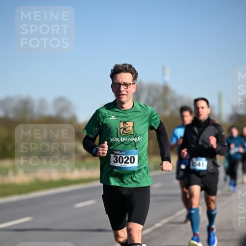 06.04.2025 - 44. Internationalen Wilhelmsburger Insellauf Dr. Thomas Lammeyer http://msf.ph/oto/7550676 06.04.2025 09:22:58 Laufen 3020, 1641 meine-sportfotos.de