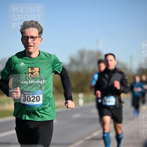 06.04.2025 - 44. Internationalen Wilhelmsburger Insellauf Dr. Thomas Lammeyer http://msf.ph/oto/7550678 06.04.2025 09:22:58 Laufen 3020 meine-sportfotos.de