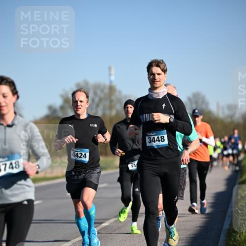 06.04.2025 - 44. Internationalen Wilhelmsburger Insellauf Dr. Thomas Lammeyer http://msf.ph/oto/7550824 06.04.2025 09:23:17 Laufen 4424, 8748, 44, 3448 meine-sportfotos.de