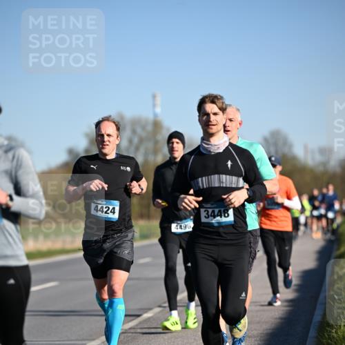 06.04.2025 - 44. Internationalen Wilhelmsburger Insellauf Dr. Thomas Lammeyer http://msf.ph/oto/7550827 06.04.2025 09:23:17 Laufen 4424, 3448, 4496 meine-sportfotos.de