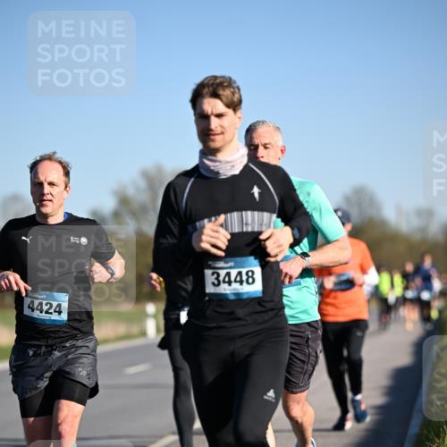 06.04.2025 - 44. Internationalen Wilhelmsburger Insellauf Dr. Thomas Lammeyer http://msf.ph/oto/7550839 06.04.2025 09:23:18 Laufen 4424, 3448 meine-sportfotos.de