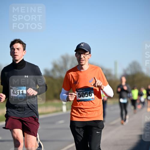 06.04.2025 - 44. Internationalen Wilhelmsburger Insellauf Dr. Thomas Lammeyer http://msf.ph/oto/7550874 06.04.2025 09:23:21 Laufen 4311, 5056 meine-sportfotos.de