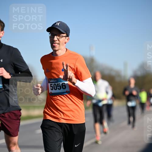 06.04.2025 - 44. Internationalen Wilhelmsburger Insellauf Dr. Thomas Lammeyer http://msf.ph/oto/7550882 06.04.2025 09:23:21 Laufen 5056 meine-sportfotos.de
