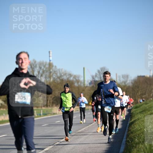06.04.2025 - 44. Internationalen Wilhelmsburger Insellauf Dr. Thomas Lammeyer http://msf.ph/oto/7550949 06.04.2025 09:23:28 Laufen 3051 meine-sportfotos.de