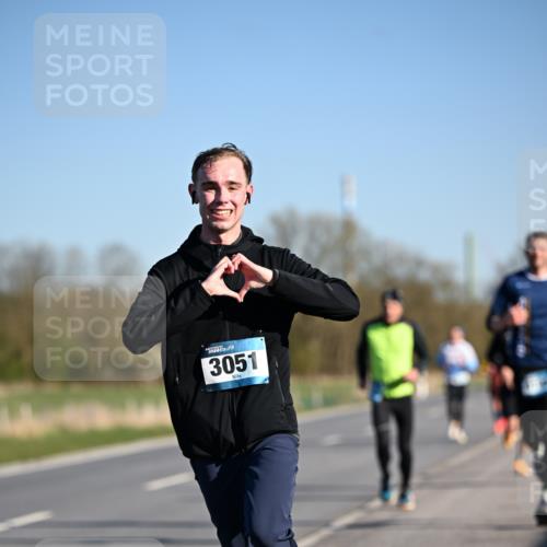 06.04.2025 - 44. Internationalen Wilhelmsburger Insellauf Dr. Thomas Lammeyer http://msf.ph/oto/7550951 06.04.2025 09:23:29 Laufen 3051 meine-sportfotos.de