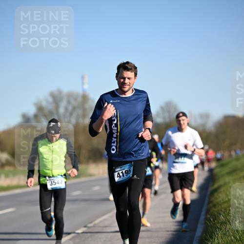 06.04.2025 - 44. Internationalen Wilhelmsburger Insellauf Dr. Thomas Lammeyer http://msf.ph/oto/7550974 06.04.2025 09:23:31 Laufen 3542, 4195 meine-sportfotos.de