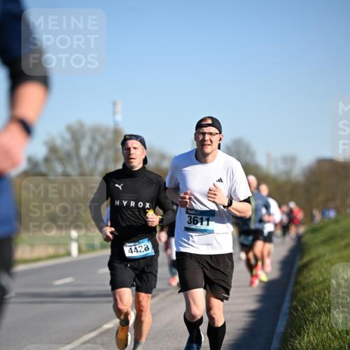 06.04.2025 - 44. Internationalen Wilhelmsburger Insellauf Dr. Thomas Lammeyer http://msf.ph/oto/7551000 06.04.2025 09:23:33 Laufen 4428, 3611 meine-sportfotos.de