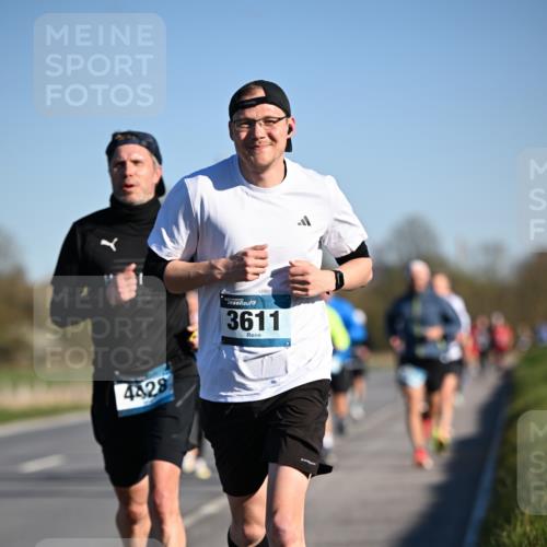 06.04.2025 - 44. Internationalen Wilhelmsburger Insellauf Dr. Thomas Lammeyer http://msf.ph/oto/7551019 06.04.2025 09:23:34 Laufen 4828, 3611 meine-sportfotos.de