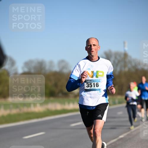 06.04.2025 - 44. Internationalen Wilhelmsburger Insellauf Dr. Thomas Lammeyer http://msf.ph/oto/7551163 06.04.2025 09:23:48 Laufen 3516 meine-sportfotos.de