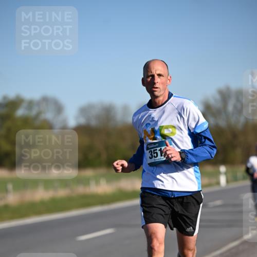 06.04.2025 - 44. Internationalen Wilhelmsburger Insellauf Dr. Thomas Lammeyer http://msf.ph/oto/7551169 06.04.2025 09:23:49 Laufen 351 meine-sportfotos.de