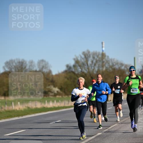 06.04.2025 - 44. Internationalen Wilhelmsburger Insellauf Dr. Thomas Lammeyer http://msf.ph/oto/7551176 06.04.2025 09:23:51 Laufen 328, 4615 meine-sportfotos.de