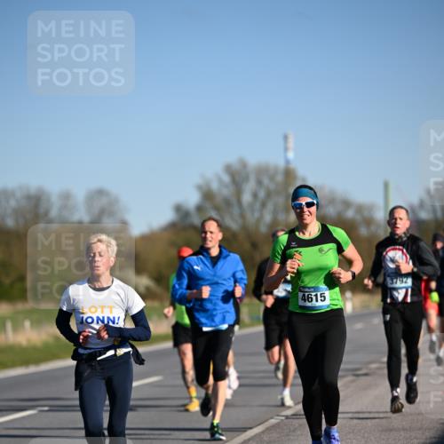 06.04.2025 - 44. Internationalen Wilhelmsburger Insellauf Dr. Thomas Lammeyer http://msf.ph/oto/7551202 06.04.2025 09:23:52 Laufen 4615 meine-sportfotos.de