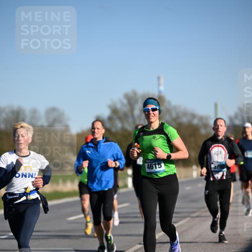 06.04.2025 - 44. Internationalen Wilhelmsburger Insellauf Dr. Thomas Lammeyer http://msf.ph/oto/7551206 06.04.2025 09:23:53 Laufen 4615 meine-sportfotos.de