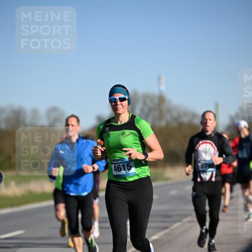 06.04.2025 - 44. Internationalen Wilhelmsburger Insellauf Dr. Thomas Lammeyer http://msf.ph/oto/7551217 06.04.2025 09:23:54 Laufen 4615 meine-sportfotos.de