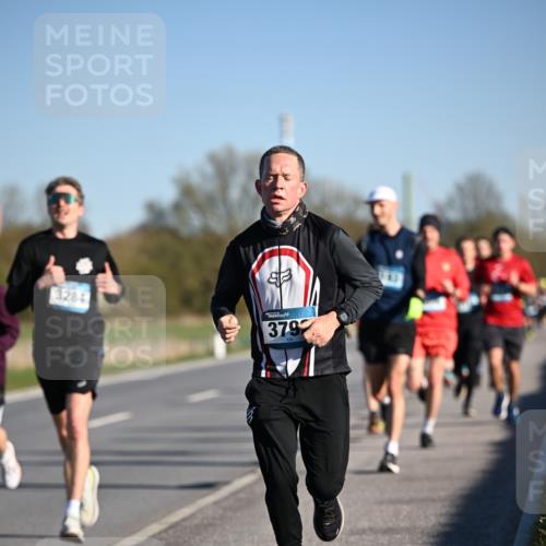 06.04.2025 - 44. Internationalen Wilhelmsburger Insellauf Dr. Thomas Lammeyer http://msf.ph/oto/7551231 06.04.2025 09:23:55 Laufen 3284, 3792 meine-sportfotos.de