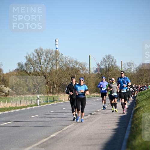 06.04.2025 - 44. Internationalen Wilhelmsburger Insellauf Dr. Thomas Lammeyer http://msf.ph/oto/7551340 06.04.2025 09:24:08 Laufen 3870 meine-sportfotos.de